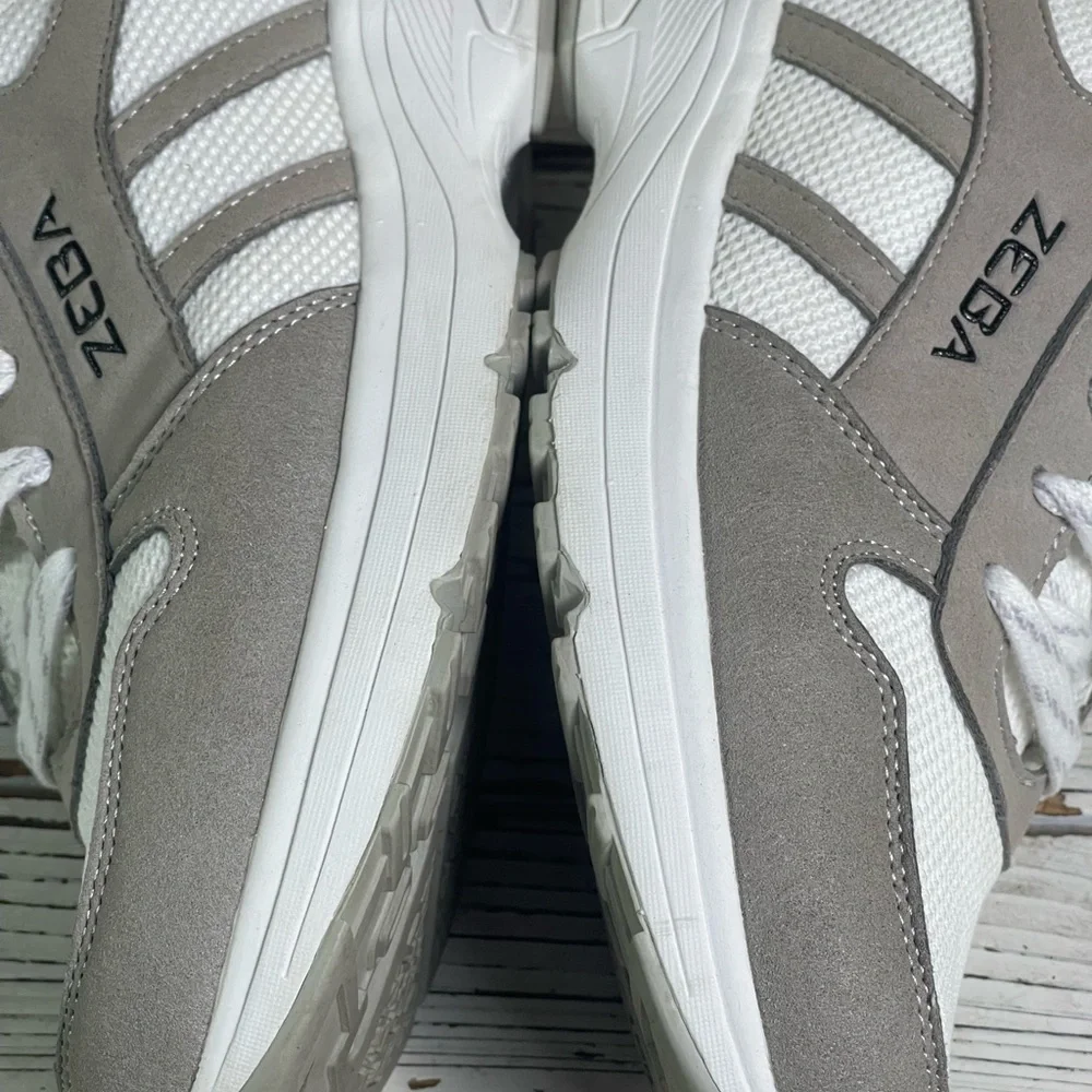 CLEAN Size 10 Zeba Women's Hands Free Slip-On‎ Walking Shoes White Sand Wide